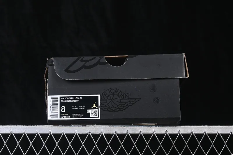 All categories Air Jordan Jordan series basketball shoes Air Jordan 1 Low G version pure original Air Jordan 1 Low AJ1 Joe 1 black gray purple low-top retro culture basketball shoes II3788-003